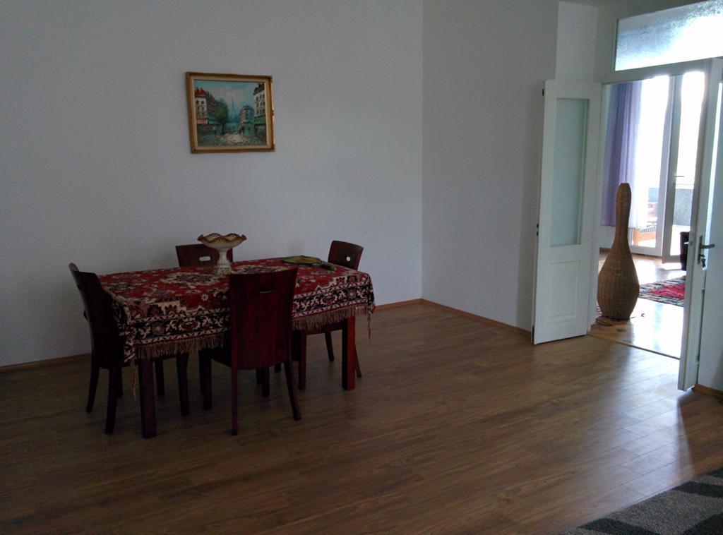 Guesthouse Natali Telavi Buitenkant foto
