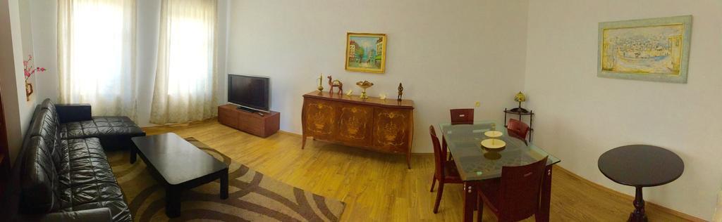 Guesthouse Natali Telavi Buitenkant foto